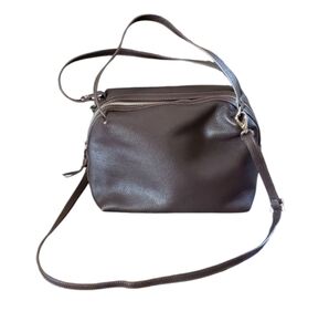 Maxima Brown Leather Purse with tan interior.